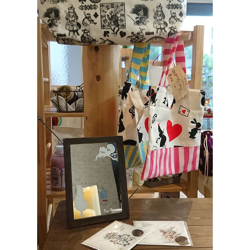 アリス バッグ、手さげ袋、鏡